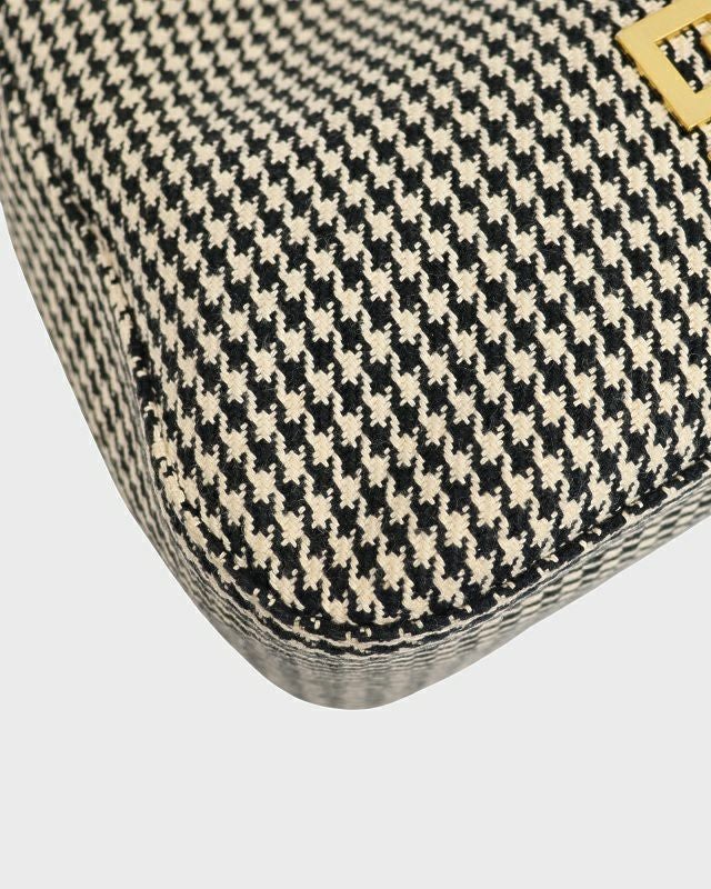 GIVENCHY ロゴ金具千鳥柄ワンショルダーバッグ | Hedy