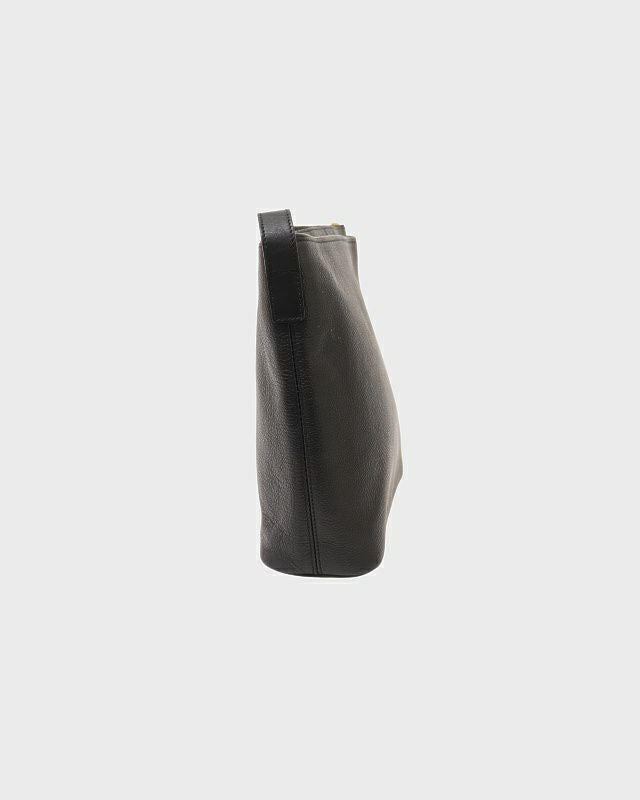 CELINE サークルロゴ金具レザーショルダーバッグ | Hedy