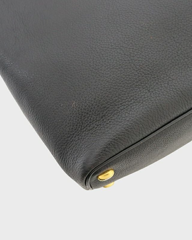 CELINE サークルロゴ金具レザーショルダーバッグ | Hedy