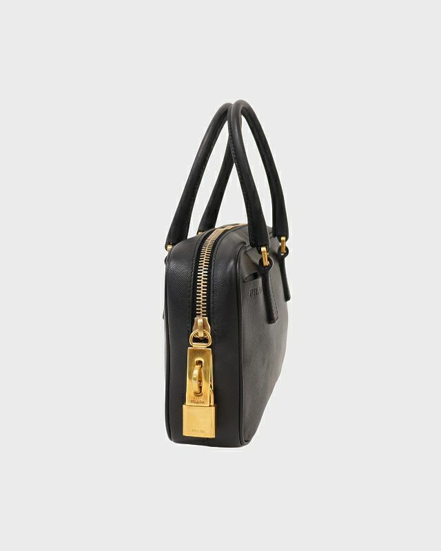 PRADA ロゴ刻印サフィアーノレザーハンドバッグ | Hedy