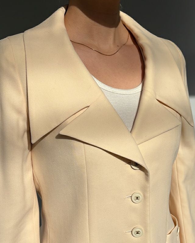 CHANEL COCOボタンシルクジャケット | Hedy