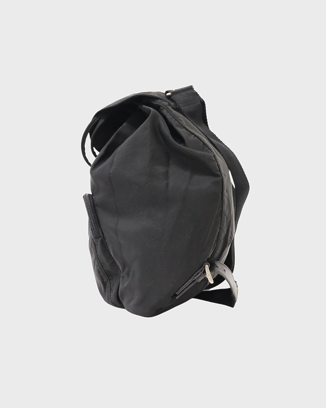 PRADA 三角ロゴ金具ナイロンリュックサック | Hedy