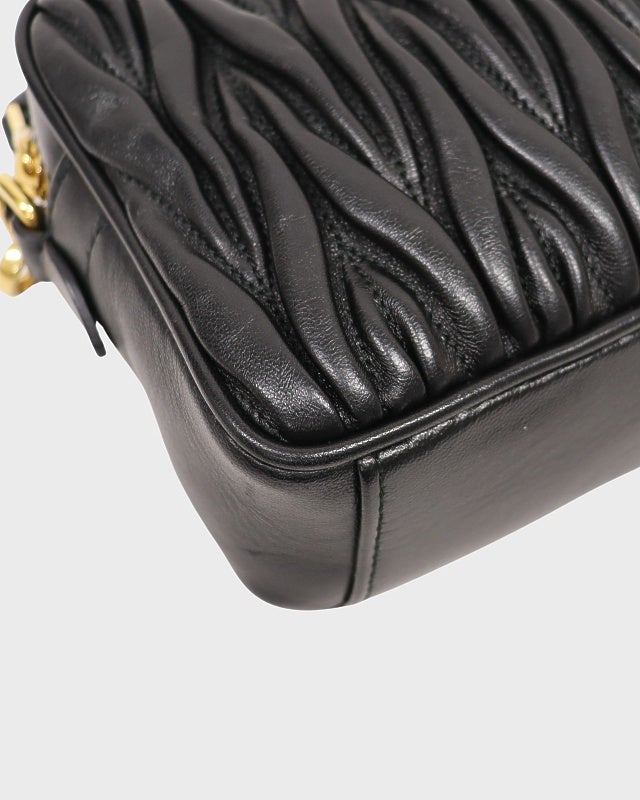 miu miu マテラッセチェーンショルダーバッグ | Hedy