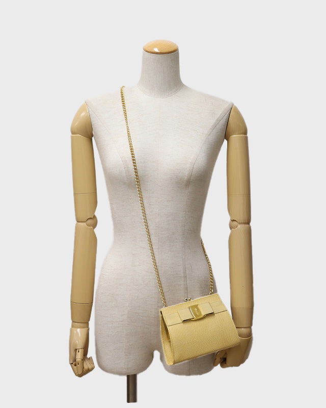 Ferragamo VARAレザーチェーンショルダーバッグ | Hedy