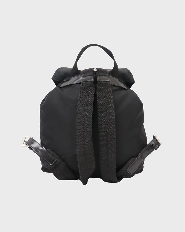 PRADA 三角ロゴ金具ナイロンリュックサック | Hedy