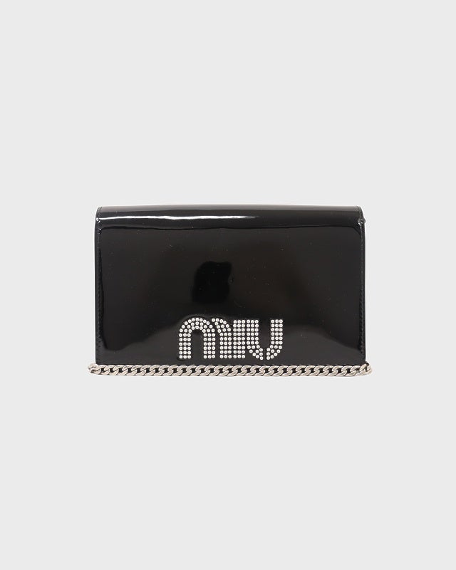 miu miu ロゴラインストーンパテントショルダーバッグ | Hedy
