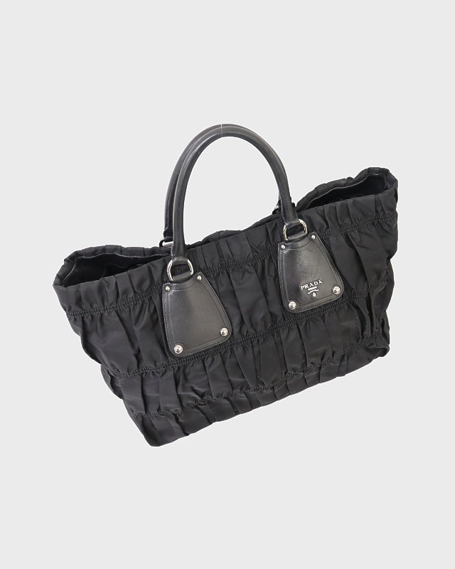PRADA ロゴ金具ギャザーナイロントートバッグ | Hedy