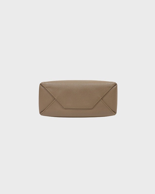 CELINE バーティカルカバ スモール | Hedy