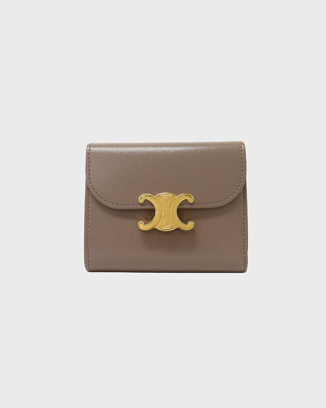 CELINE トリオンフ　スモールフラップウォレット CELINE（セリーヌ） 三つ折り財布 スモール フラップウォレット