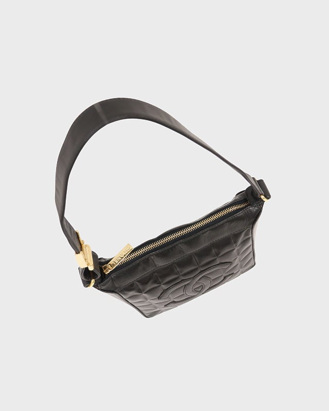 CHANEL チョコバーワンショルダーバッグ | Hedy