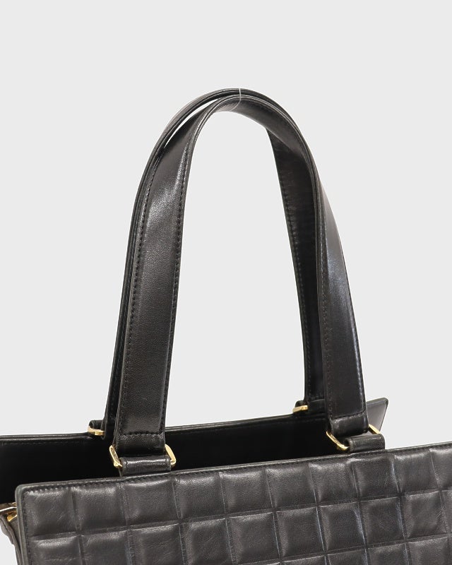 超美品 CHANEL シャネル　チョコバー　がま口　ハンドバッグ CHANEL】シャネル『チョコバー がま口ハンドバッグ』レディース 1週間