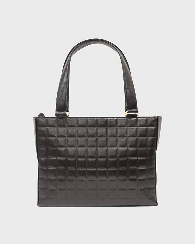 CHANEL チョコバーラムスキントートバッグ | Hedy