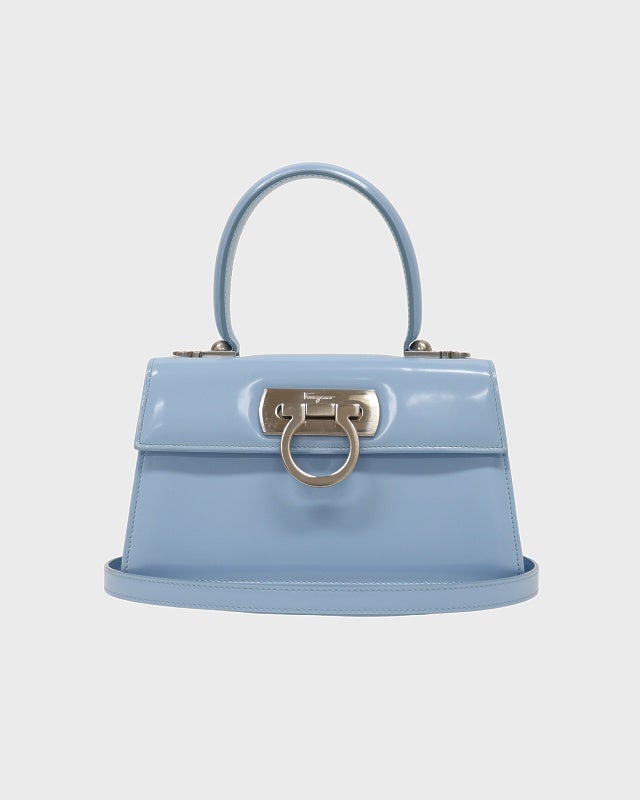 SALVATORE FERRAGAMO（フェラガモ）ショルダーバッグ | 【公式