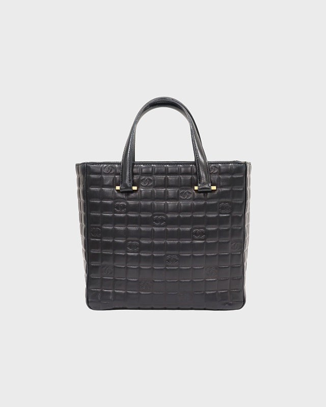 CHANEL チョコバーラムスキントートバッグ | Hedy