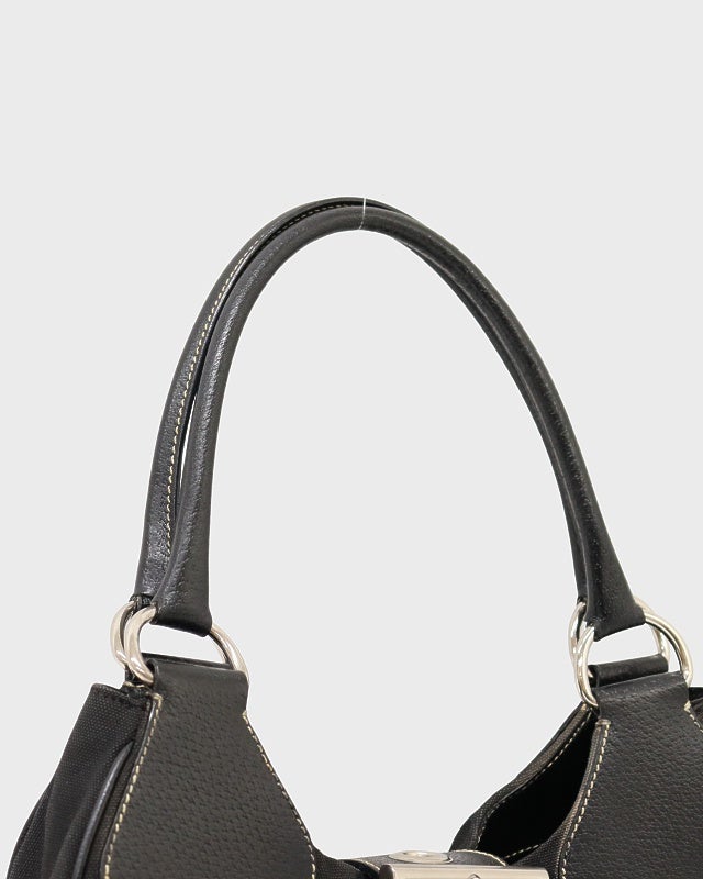 PRADA ロゴエンボスレザーショルダーバッグ | Hedy