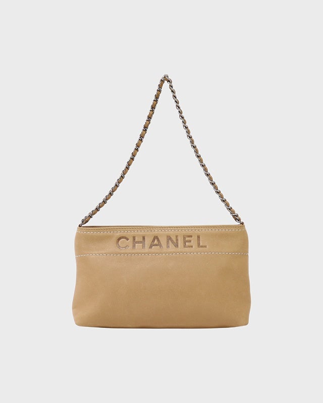 CHANELロゴ　　チェーンバッグ CHANEL ロゴ チェーントート 1998年 ハンドバッグ キャメル ゴールド