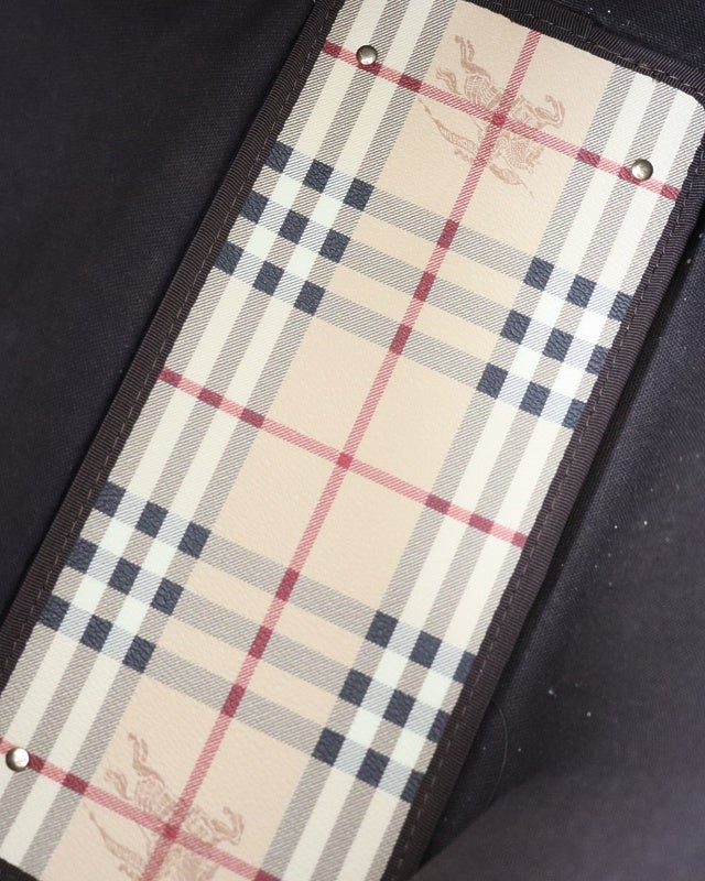Burberry チェックロゴあり！　カッコいいですXLサイズ BURBERRY チェック柄トートバッグ | Hedy