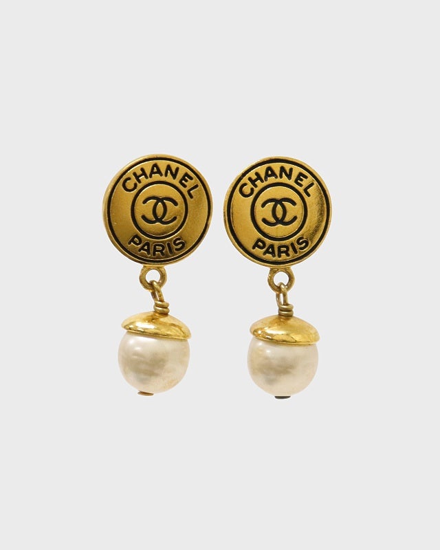 ラ*ン様 お早めの入札がお得✨【美品】CHANEL パール ゴールド イヤリング CHANEL COCOラウンドパールイヤリング | Hedy