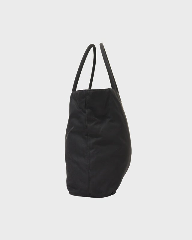 PRADA 三角ロゴ金具ナイロントートバッグ | Hedy