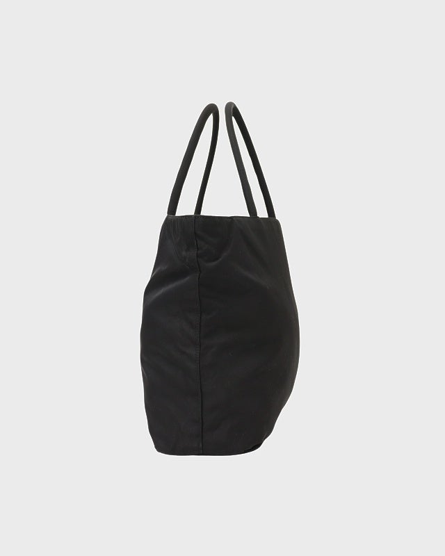 PRADA 三角ロゴ金具ナイロントートバッグ | Hedy