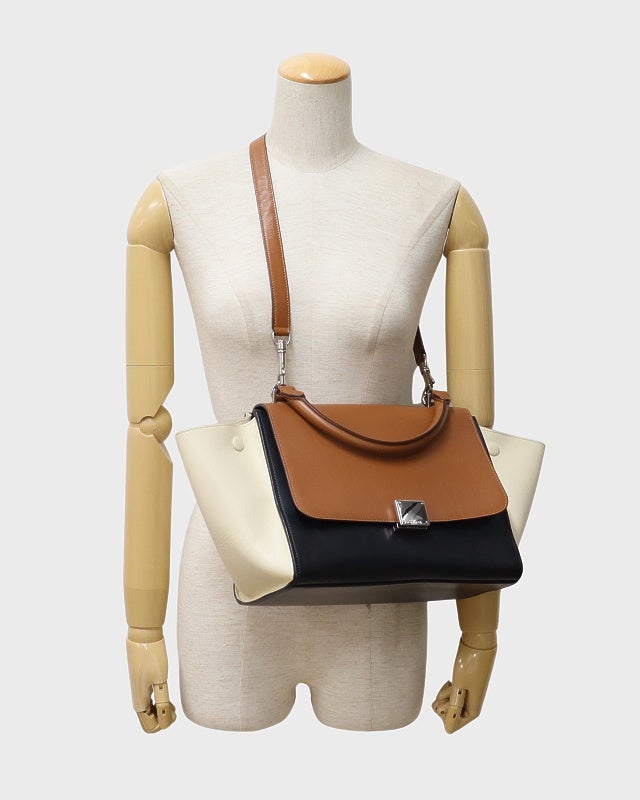 ショルダーバッグ ハンドバッグ　Celine トラペーズ　スモール CELINE（セリーヌ） ハンドバッグ/ショルダーバッグ トラペーズ