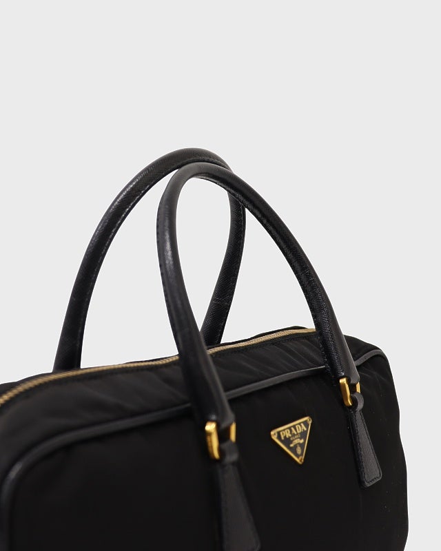 PRADA 三角ロゴ金具ナイロンハンドバッグ | Hedy
