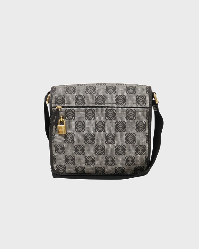 LOEWE（ロエベ） | 【公式】ヴィンテージショップHedy