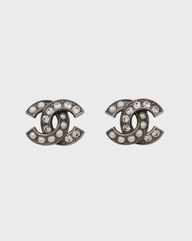 シャネル　ラインストーン　パール　ピアス　シルバー CHANEL COCOラインストーンパールピアス | Hedy