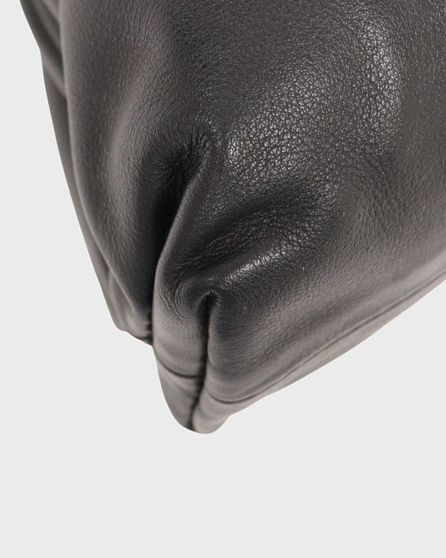 せっちゃん☆！！正規品☆新品同様☆ボッテガ　ヴェネタ　ミニザポーチ BOTTEGA VENETA ミニ ザ ポーチ | Hedy