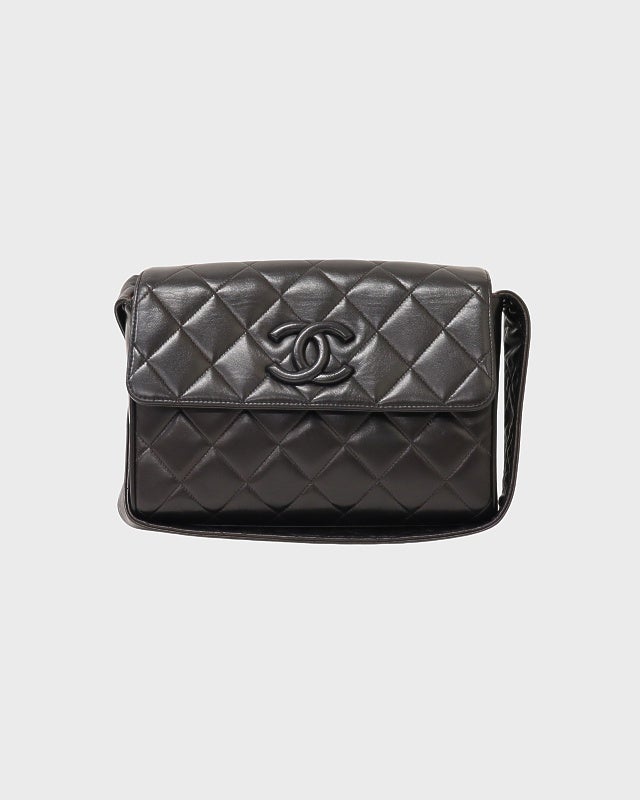 CHANEL マトラッセレザーショルダーバッグ | Hedy