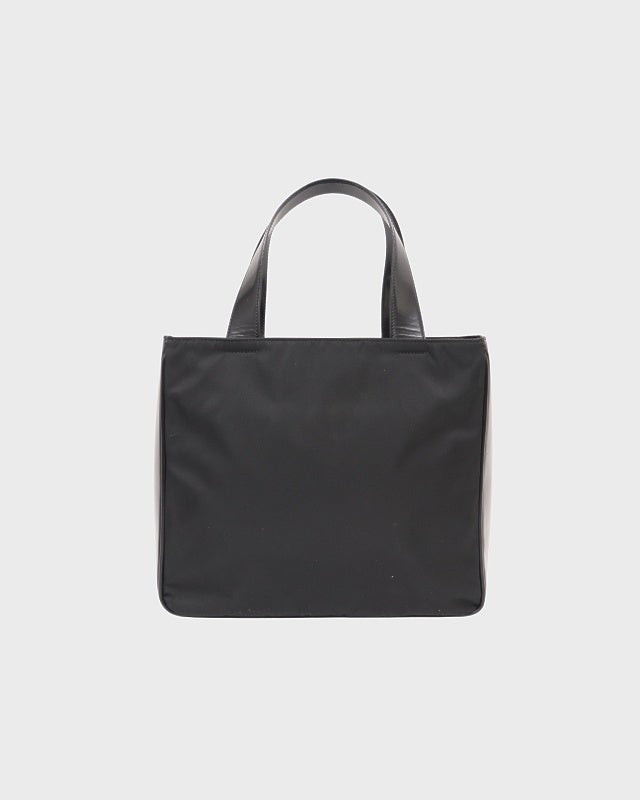 ⭐️最終お値下げしました⭐️PRADA⭐️ 黒 レザー ビジネストートバッグ　三角ロゴ PRADA 三角ロゴ金具ナイロンレザートートバッグ | Hedy