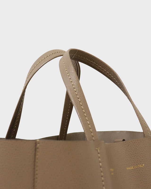 CELINE バーティカルカバ スモール | Hedy