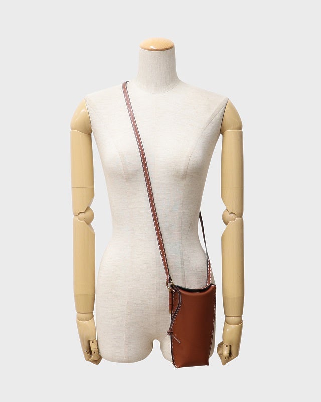 LOEWE ゲートポケット LOEWE ゲートポケット | Hedy