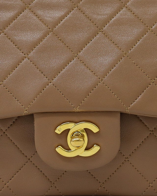 CHANEL バッグ マトラッセWフラップチェーンショルダ ショルダーバッグ ベージュ CHANEL（シャネル） マトラッセ25 チェーンショルダーバッグ ダブル