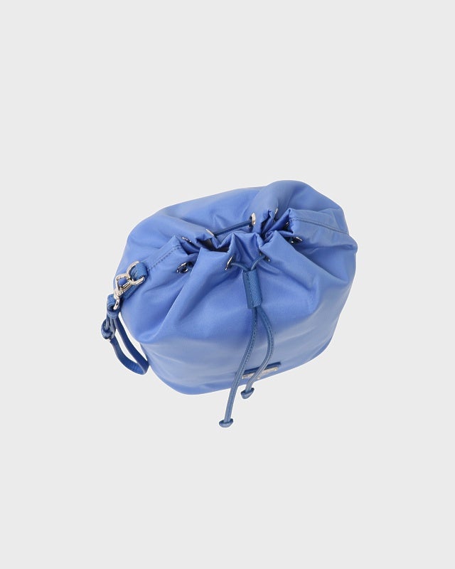 ターコイズブルー ナイロン ポーチ PRADA ロゴ Hedy | 三角ロゴ金具ナイロンポーチ PRADA ゴールド金具 ジャガード バッグ