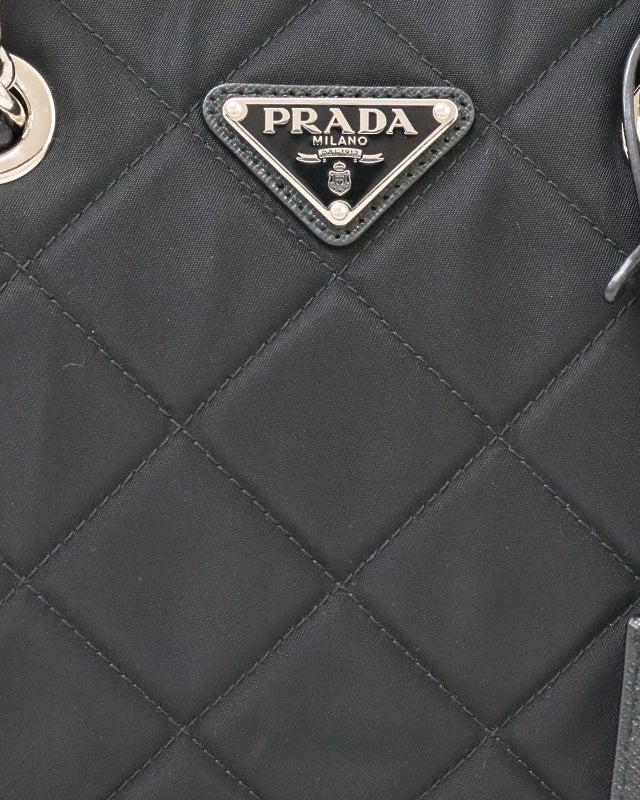 PRADA 三角ロゴ金具キルティングナイロンチェーントートバッグ | Hedy