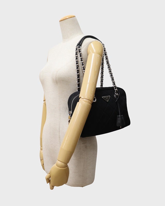 ★美品、正規品★PRADA  キルティング 三角ロゴ ボストンバッグ PRADA - プラダ 三角ロゴプレート チェーン キルティング ハンドバッグ