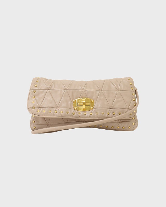 miu miu ワンショルダーバッグ miu miu スタッズキルティングレザーワンショルダーバッグ | Hedy