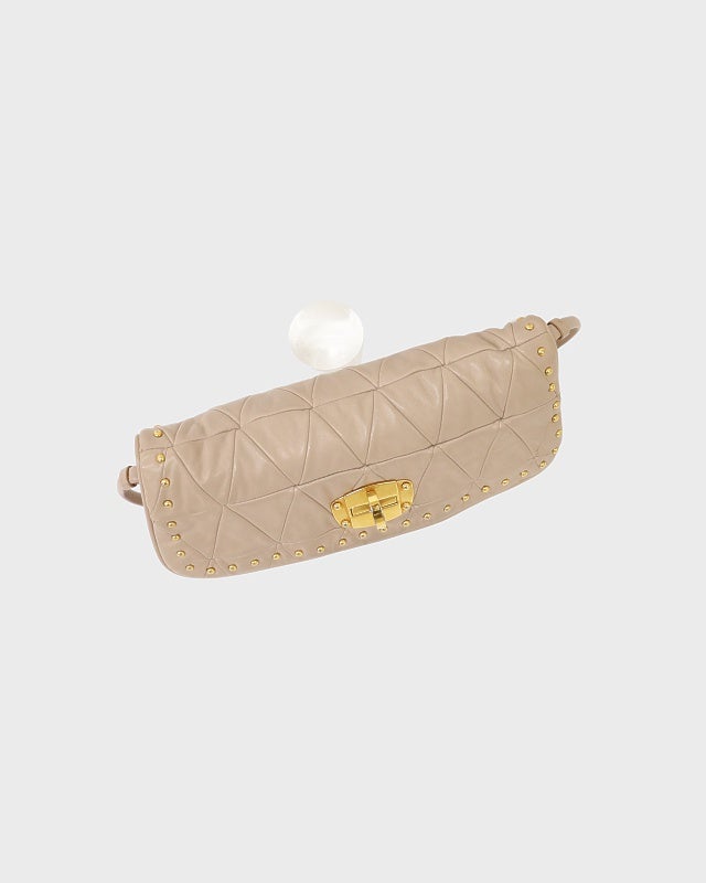 miu miu スタッズキルティングレザーワンショルダーバッグ | Hedy
