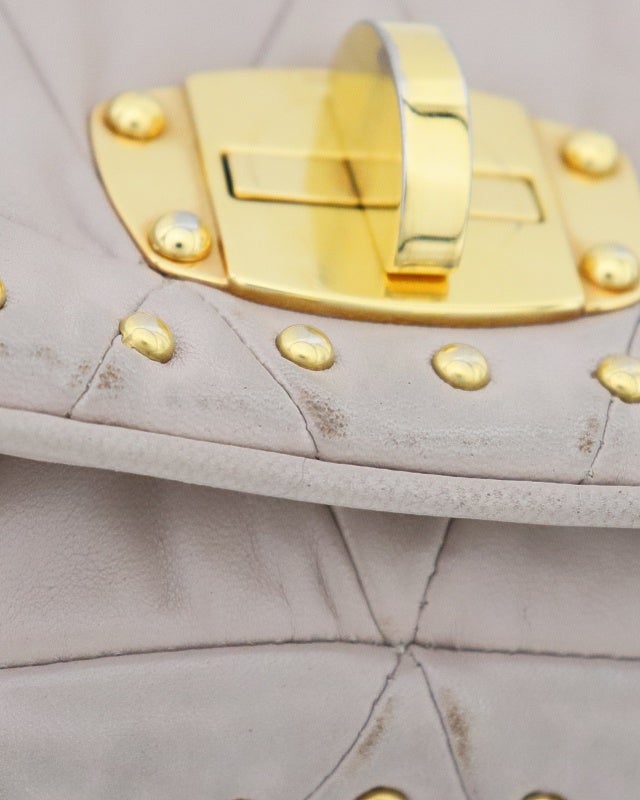 miu miu ワンショルダーバッグ miu miu スタッズキルティングレザーワンショルダーバッグ | Hedy