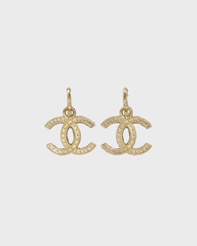 CHANEL COCOラインストーンパールピアス | Hedy