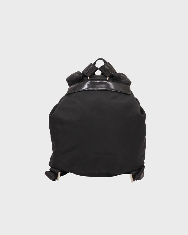 PRADA 三角ロゴ金具ナイロンリュックサック | Hedy