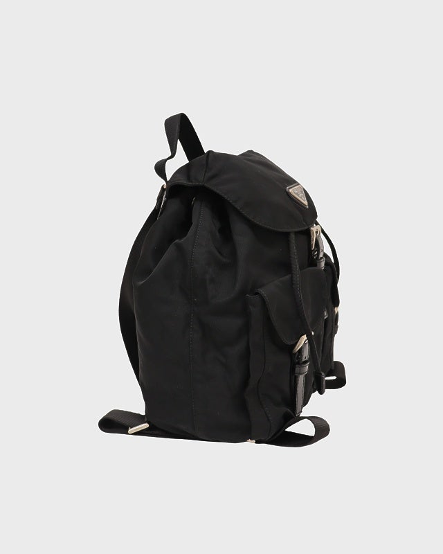 PRADA 三角ロゴ金具ナイロンリュックサック | Hedy