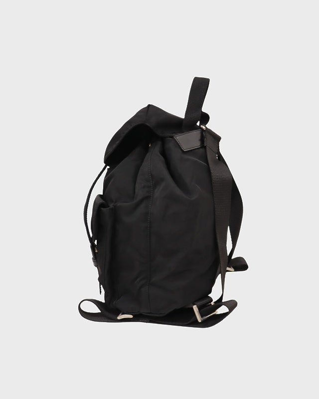PRADA 三角ロゴ金具ナイロンリュックサック | Hedy