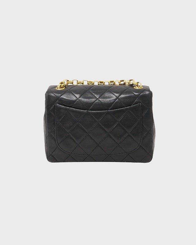 CHANEL ミニマトラッセビジューチェーンショルダーバッグ | Hedy