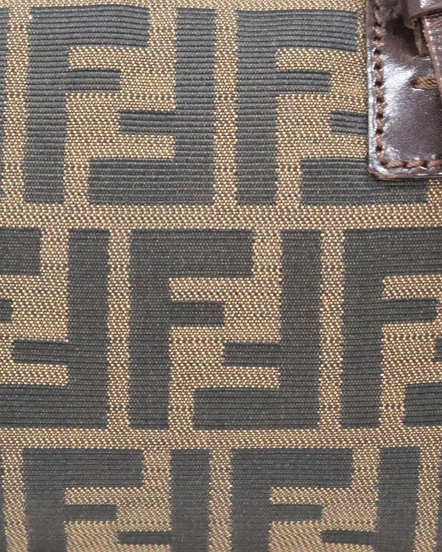 FENDI メッシュ タンクトップ　ズッカ柄 FENDI（タンクトップ）のフリマアイテム一覧