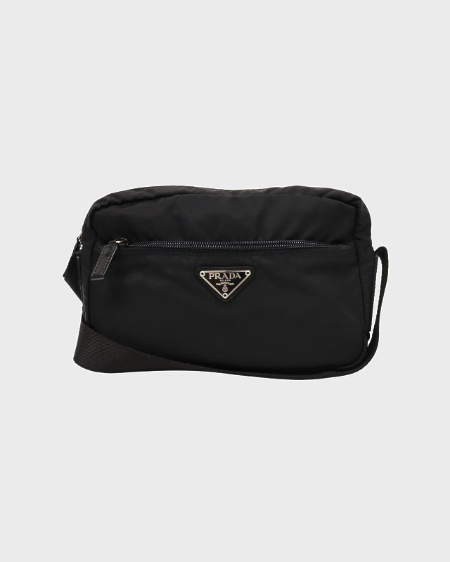 PRADA 三角ロゴ金具ナイロンショルダーバッグ | Hedy