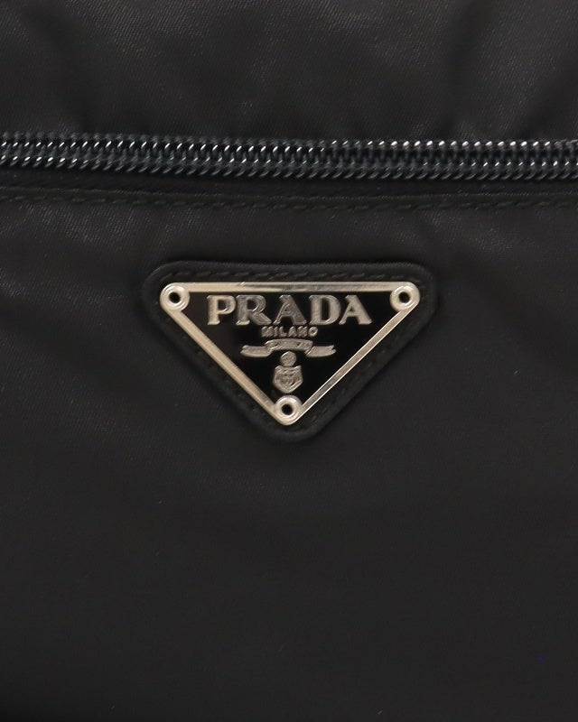 PRADA 三角ロゴ金具ナイロンショルダーバッグ | Hedy