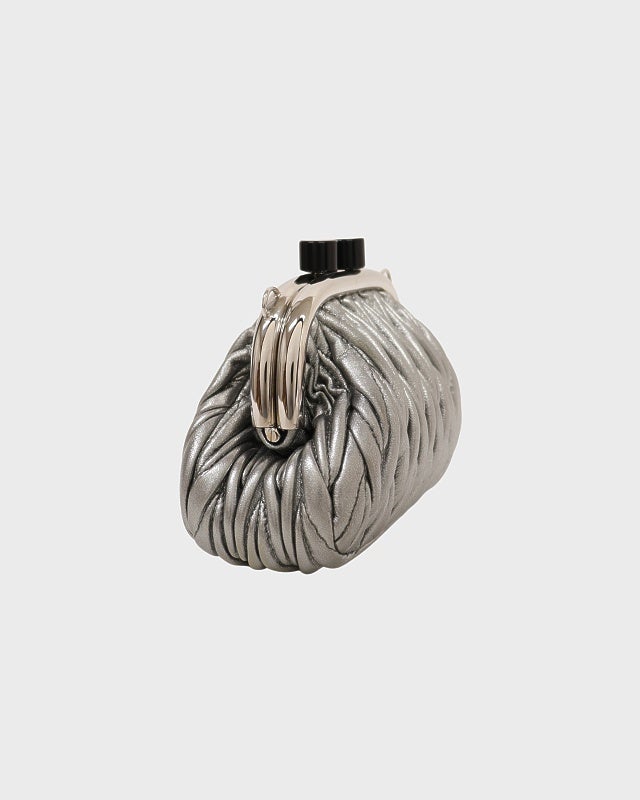 再出品 miumiu ベロア がま口ポシェット マテラッセ MIU MIU マテラッセレザー ショルダーバッグ (MiuMiu/ショルダーバッグ