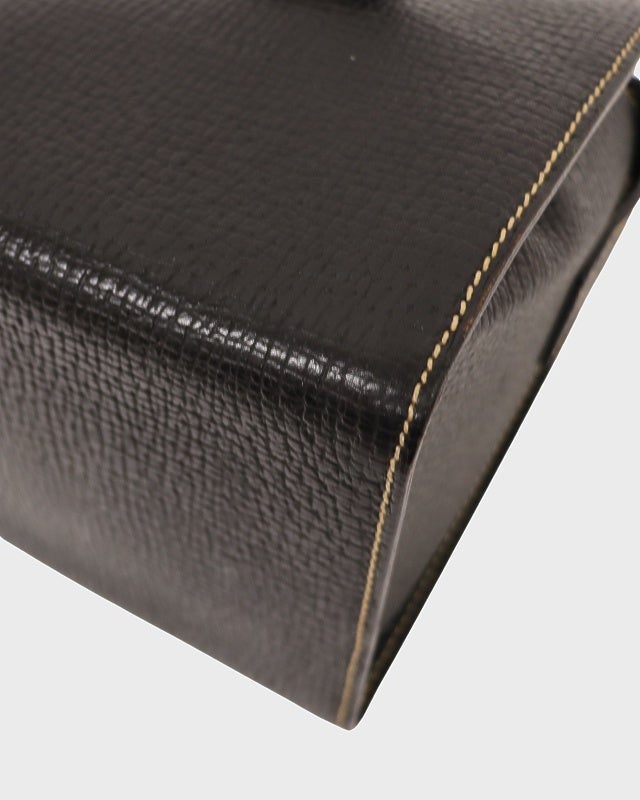 LOEWE ロゴ刻印ターンロックレザーショルダーバッグ | Hedy LOEWE ロゴ刻印ターンロックレザーショルダーバッグ | Hedy